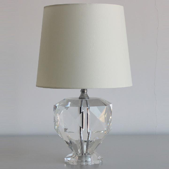 Лампа настольная Garda Decor с кремовым абажуром 44,5см
